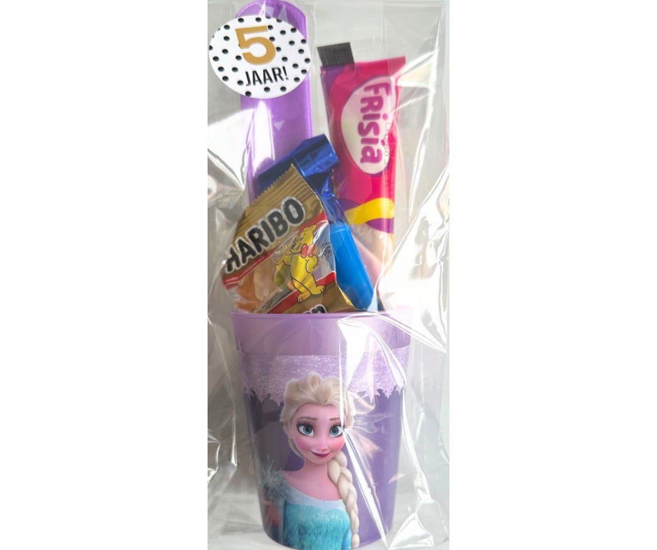 Frozen traktatie (met sticker naar keuze)