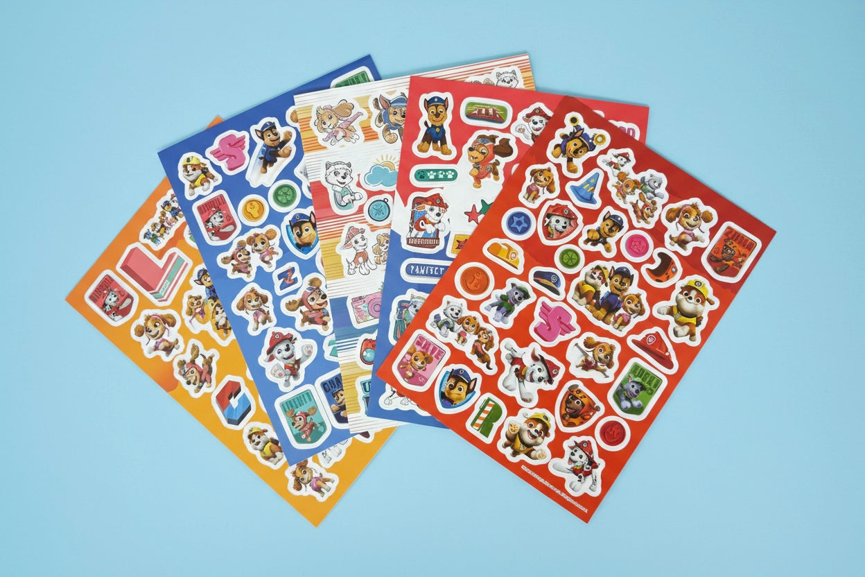 Paw Patrol traktatie met Paw Patrol rolstift (met sticker naar keuze)