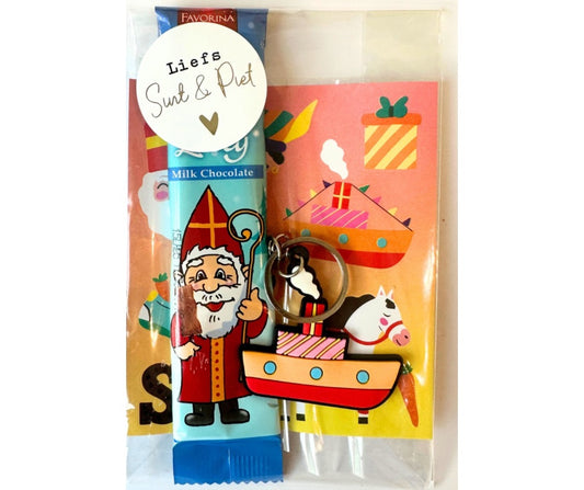 Sinterklaas (schoen)cadeautje / traktatie (met sticker naar keuze)