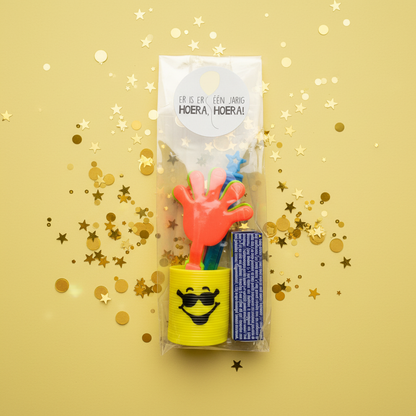 Zwaai traktatie met Smarties (met sticker naar keuze)