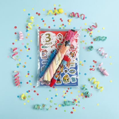 Paw Patrol traktatie met Paw Patrol rolstift (met sticker naar keuze)